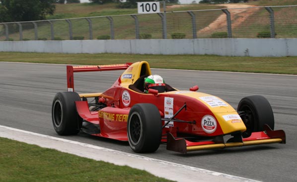 Sandy in Formula Renault at Zhuhai Circuit October 2009