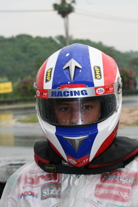 Sandy Nicholas Stuvik at the 2008 Nationals at Bira - Wet race!
